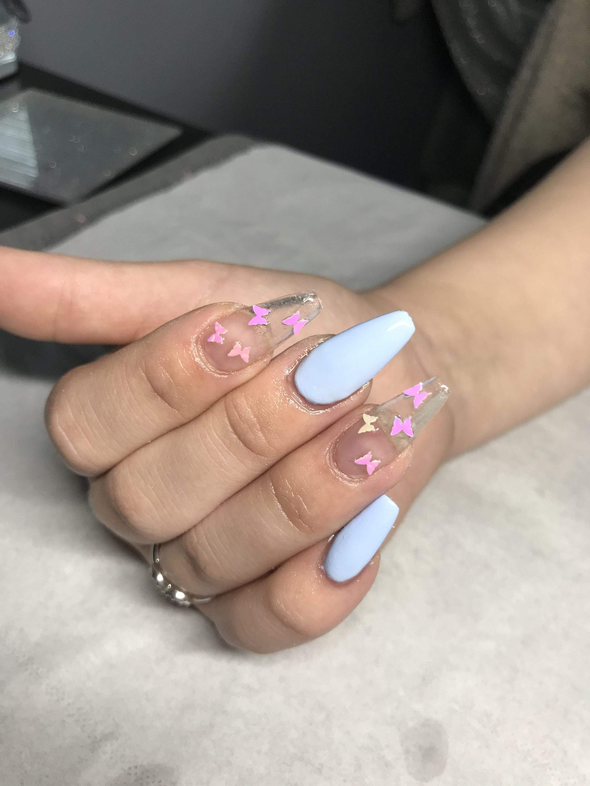 http://Gel%20nails